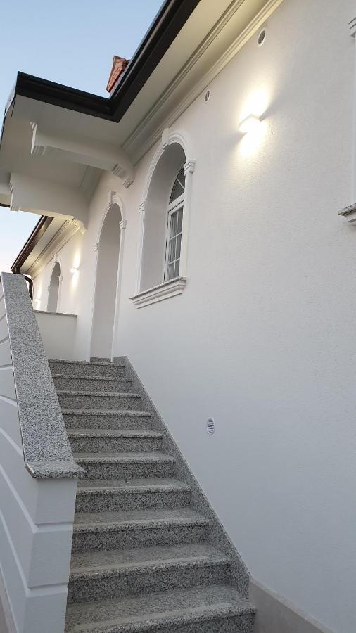 Holiday Apartment Villa Bianca Pazin Exterior foto